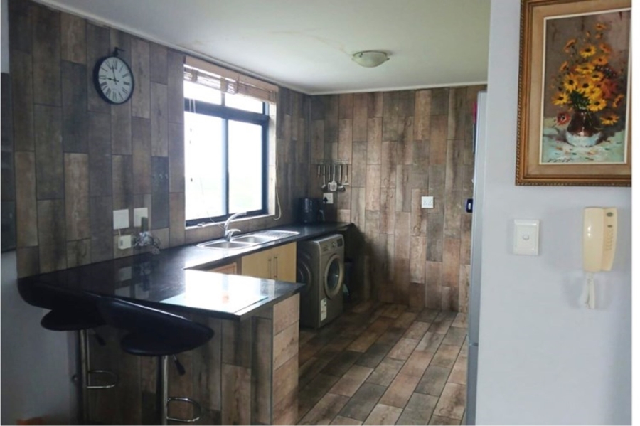 To Let 2 Bedroom Property for Rent in Strand North Western Cape